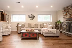 1909 E Maya Ln, Mount Prospect, IL 60056 - Photo 14