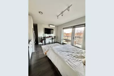 2407 W Eastwood Avenue #202, Chicago, IL 60625 - Photo 6