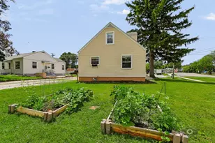 707 E 9th St, Lockport, IL 60441 - Photo 32