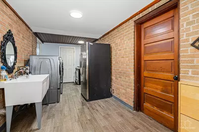 6250 N Kedvale Avenue, Chicago, IL 60646 - Photo 22