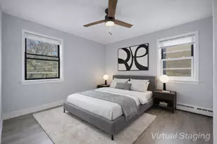 2046 E 72nd Pl, Chicago, IL 60649 - Photo 12