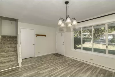 134 S 19th Street, Saint Charles, IL 60174 - Photo 6
