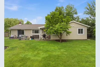 128 Patricia Drive, Schaumburg, IL 60193 - Photo 24