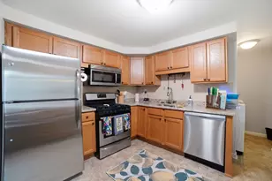 128 Patricia Dr, Schaumburg, IL 60193 - Photo 6