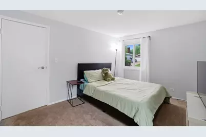 128 Patricia Drive, Schaumburg, IL 60193 - Photo 22