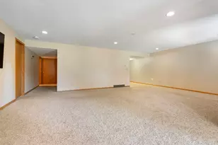 1512 Boulder Creek Ct, Rockford, IL 61108 - Photo 18