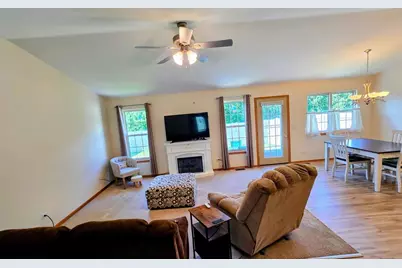 963 Brown Drive, Momence, IL 60954 - Photo 8