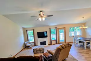 963 Brown Dr, Momence, IL 60954 - Photo 8