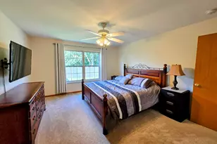 963 Brown Dr, Momence, IL 60954 - Photo 14