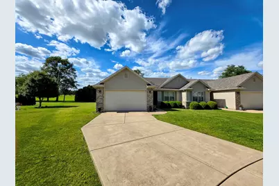 963 Brown Drive, Momence, IL 60954 - Photo 2