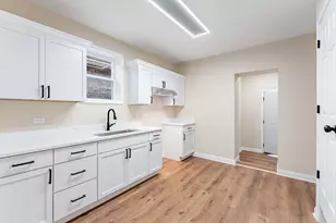 7526 S Honore St, Chicago, IL 60620 - Photo 4