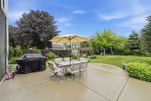 10 Washington Ct, Streamwood, IL 60107 - Photo 28