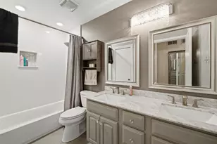 10 Washington Ct, Streamwood, IL 60107 - Photo 24