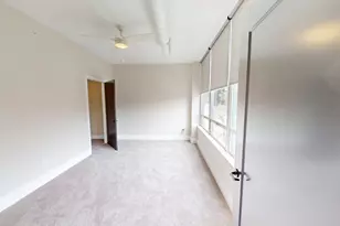 40 Dupage Ct, Elgin, IL 60120 - Photo 8