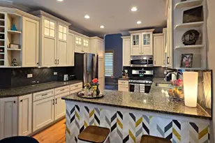 1965 S Finch Ct, Libertyville, IL 60048 - Photo 8
