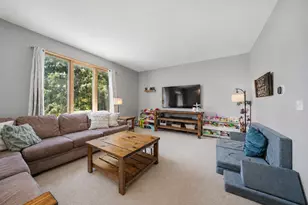 11035 Quail Dr, Mokena, IL 60448 - Photo 2