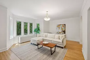 927 Hinman Ave, Evanston, IL 60202 - Photo 4