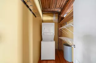 368 W Huron St, Chicago, IL 60654 - Photo 20