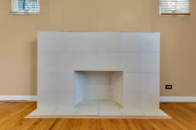 4441 W Ainslie Street #2, Chicago, IL 60630 - Photo 14