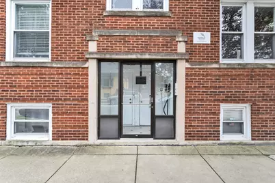 4441 W Ainslie Street #2, Chicago, IL 60630 - Photo 2