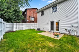 1110 Riverwood Dr, Algonquin, IL 60102 - Photo 26