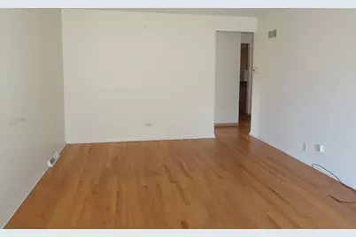 5616 W 100th Street, Oak Lawn, IL 60453 - Photo 8