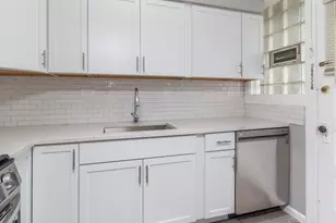 4004 N Avers Ave, Chicago, IL 60618 - Photo 6