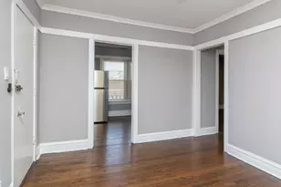 4004 N Avers Ave, Chicago, IL 60618 - Photo 2