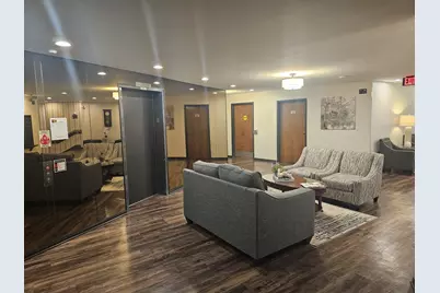 950 E Wilmette Road #401, Palatine, IL 60074 - Photo 2
