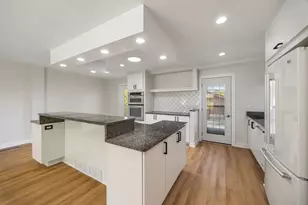 15023 Mission Ave, Oak Forest, IL 60452 - Photo 6