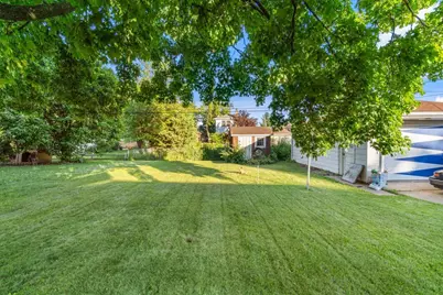 11043 Boeger Court, Westchester, IL 60154 - Photo 38