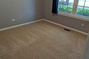 3501 Portsmouth Dr, Zion, IL 60099 - Photo 8