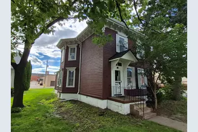 117 S Chestnut Street, Kewanee, IL 61443 - Photo 2