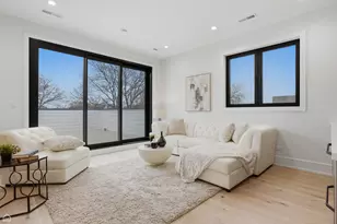 2156 N Claremont St, Chicago, IL 60647 - Photo 22
