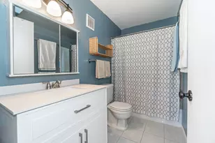 617 Limerick Ln, Schaumburg, IL 60193 - Photo 12
