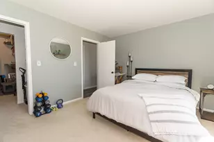617 Limerick Ln, Schaumburg, IL 60193 - Photo 10