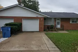 728 N 2853rd Rd, Utica, IL 61373 - Photo 1