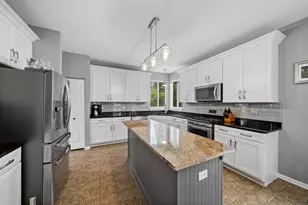 25209 Scott Dr, Plainfield, IL 60544 - Photo 8