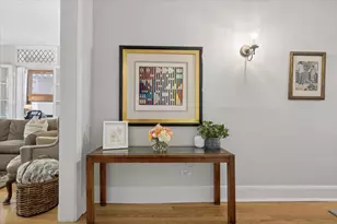 445 W Fullerton Pkwy, Chicago, IL 60614 - Photo 2