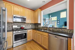 1 Parkside Ct, Algonquin, IL 60102 - Photo 10