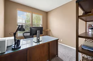 1 Parkside Ct, Algonquin, IL 60102 - Photo 12