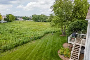 1 Parkside Ct, Algonquin, IL 60102 - Photo 4