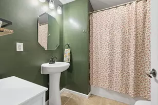 1215 W Jefferson St, Joliet, IL 60435 - Photo 10