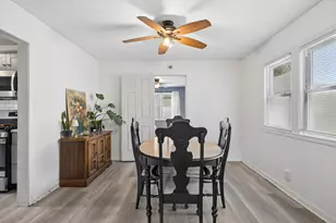 1215 W Jefferson St, Joliet, IL 60435 - Photo 4