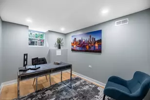 1952 N Bissell St, Chicago, IL 60614 - Photo 40