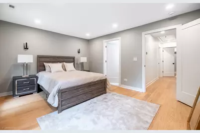 1952 N Bissell Street, Chicago, IL 60614 - Photo 20