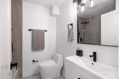 1952 N Bissell Street, Chicago, IL 60614 - Photo 32