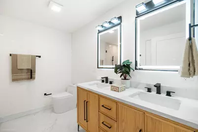 1952 N Bissell Street, Chicago, IL 60614 - Photo 22