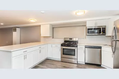 4821 W Cornelia Avenue #G, Chicago, IL 60641 - Photo 4