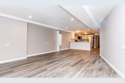 4821 W Cornelia Avenue #G, Chicago, IL 60641 - Photo 2